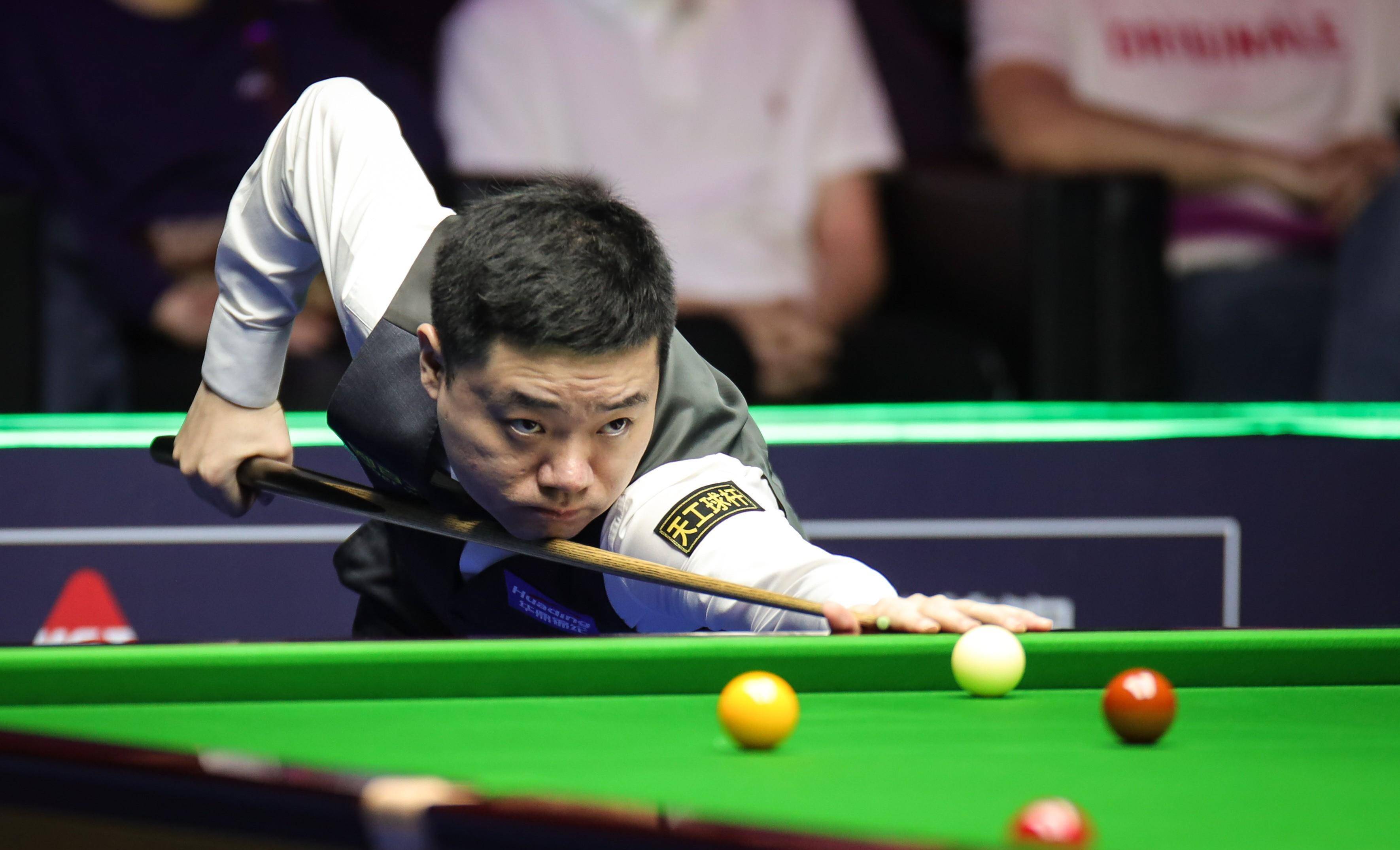 是球队从后 是球队从后