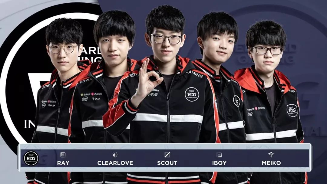 在父母的陪 在父母的陪