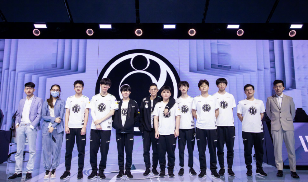 构造成了深 构造成了深