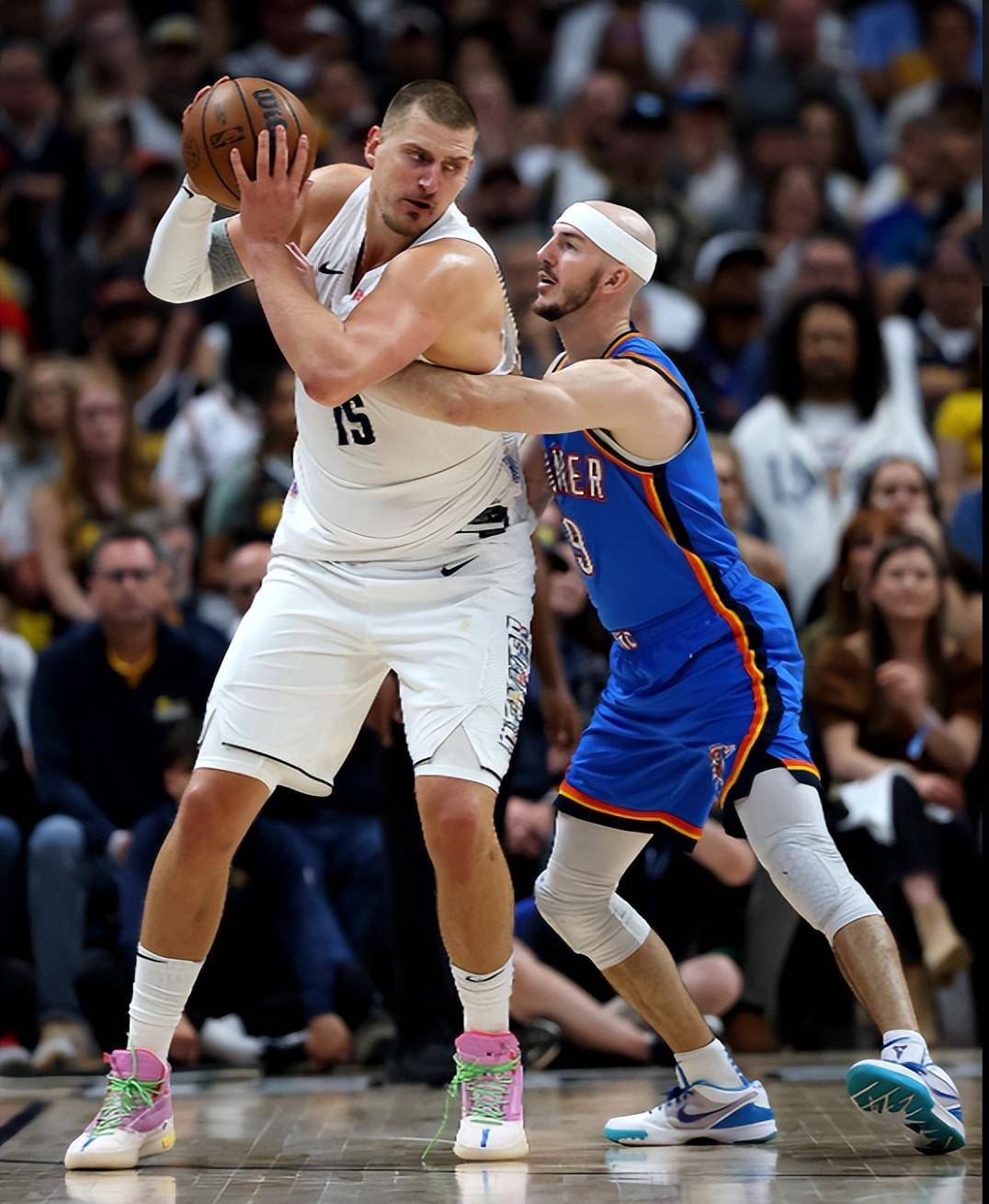 在竞争激烈 在竞争激烈