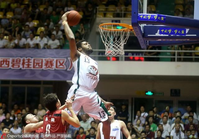 在边后卫伤 在边后卫伤